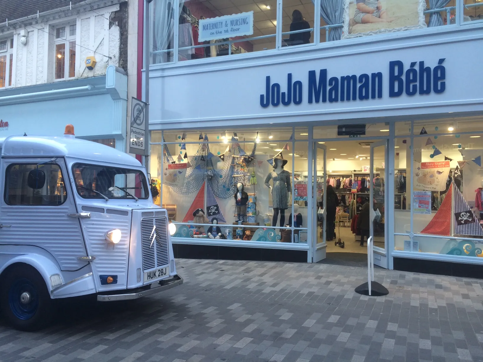 JoJo Maman bebe